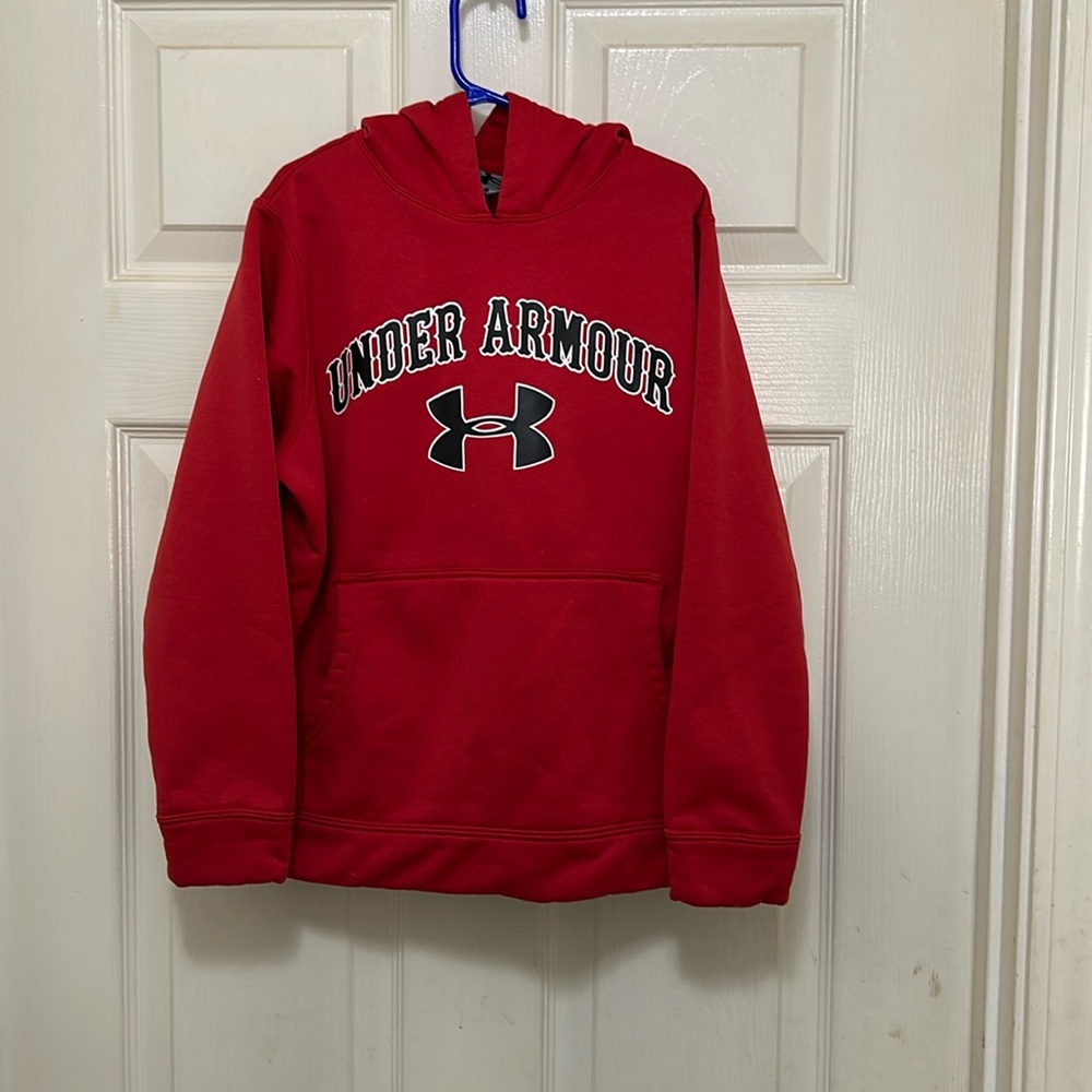 Boys Under Armor red hoodie size ysm, great condition